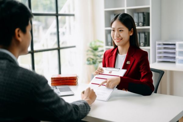 Doanh nghiệp bảo hiểm nhân thọ nỗ lực lấy lại niềm tin của khách hàng